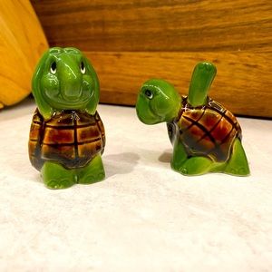 Yoga Turtles: Salt & Pepper Shakers